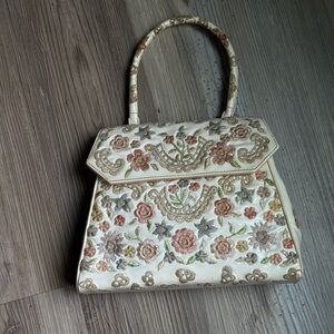 1960s vintage marketa bag Embroidered Ivory Floral Top-Handle Bag